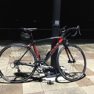 ジャイアント　フルカーボンロードバイク ジャイアントロードバイク フルカーボン