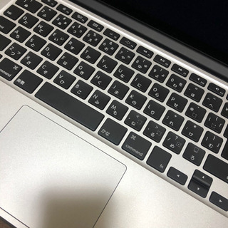 Mac book pro 13inch 美品／付属品新品 お話中の画像