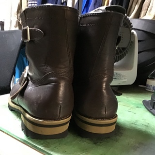 本革レザーブーツ。の画像