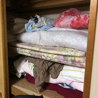 布団など