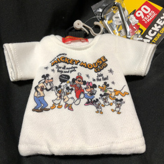 新品　ミッキーフレンズ　Tシャツ型ポーチ