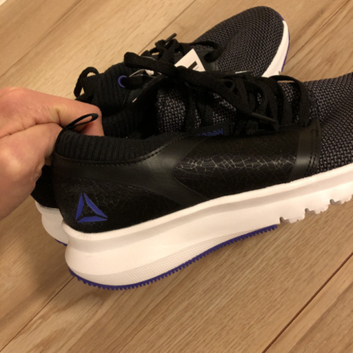 決まりました\( ˆˆ )/新品未使用▼Reebok‪✯‬ランニングシューズスニーカー トレーニングシューズ 24.5