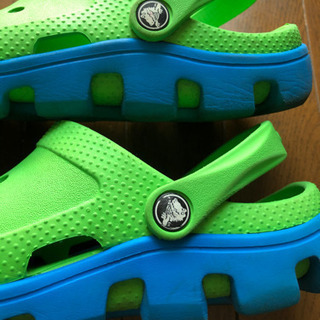 クロックス 大人用 正規品の画像