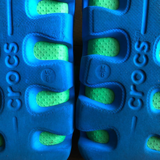 クロックス 大人用 正規品の画像