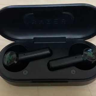 Razer イヤホンの画像
