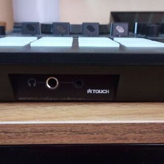 9/13までの特別価格！ 美品 RELOOP ( リループ ) TOUCH VirtualDJ PRO付属4ch一体型DJコントローラーの画像