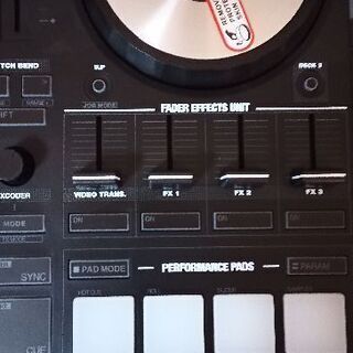 9/13までの特別価格！ 美品 RELOOP ( リループ ) TOUCH VirtualDJ PRO付属4ch一体型DJコントローラーの画像
