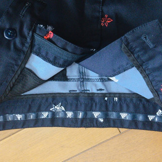 adidasゴルフウェアスカートの画像