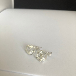レディース　ピアス　ハンドメイド