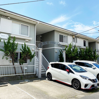【茅ヶ崎サザンビーチまで徒歩5分！】朝の海岸で散歩やジョギング、出勤前のサーフィン、休日は海釣り乗合船で沖まで大物釣り。希少な海近の2DKが５万円代！新品追焚！LGBTフレンドリー  − 神奈川県