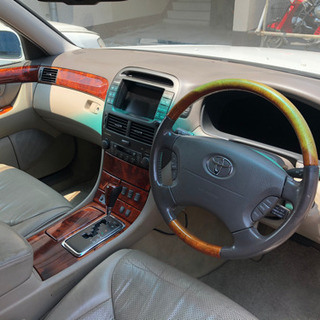 30系前期セルシオ 31 パールホワイトの画像