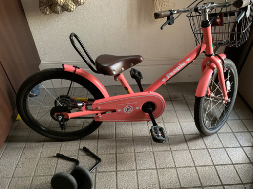 キッズ　自転車　people ピンク　補助輪付き　18インチ