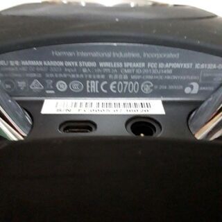 取引中　スピーカー　です。