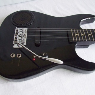 アンプ内蔵ギター SYNSONICS