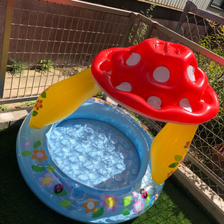 子供プールの画像