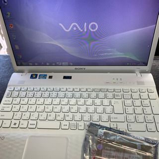【ジャンク】中古PC 15型 動作ok win7.i5.4gb....