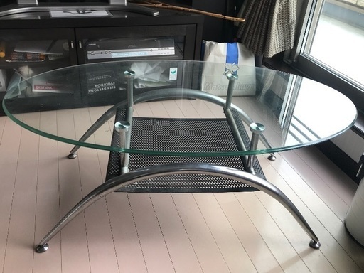 値下げしました！　ガラステーブル