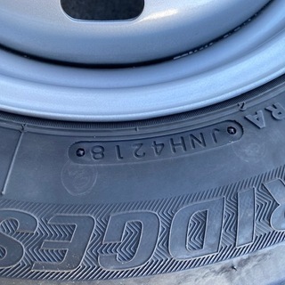 商談中❗️美品・中古タイヤ・ホイールセット 軽トラ・軽バン用BS W300 145/80R12 80/78N(145R12 6PRの新表記) の画像