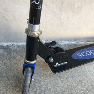 子供用キックボード　KICK SCOOTER（ブルー）購入予定者がいる為取り引きを中止しますの画像