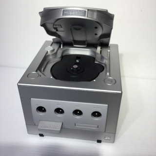 #3781 Game Cube 本体 リモコンセットの画像
