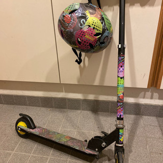 幼児用　キックボード　ヘルメット付き