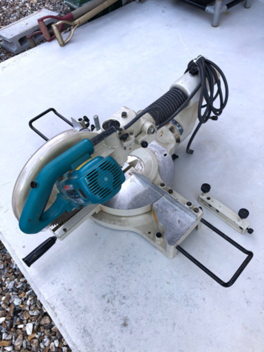 ただ今交渉中　マキタ　スライド丸ノコ　LS1211 可動品