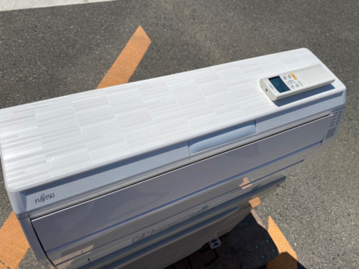 福岡市内取付工賃込み　極上美品　2019年　富士通　エアコン　6畳   2.2キロ
