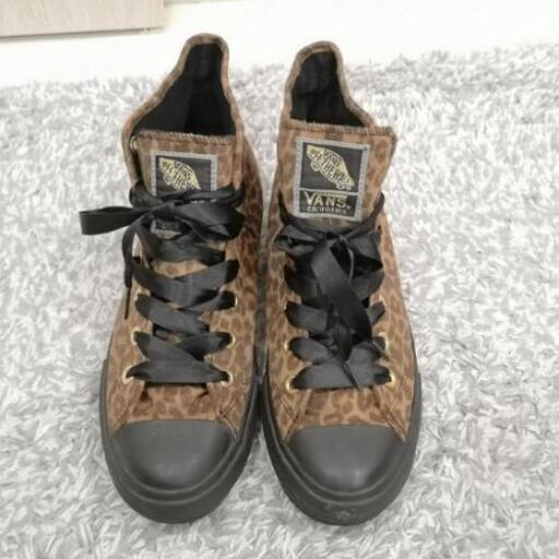 VANS　ハイカットスニーカー