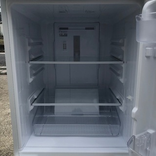 2016年製 SHARP 137L 冷蔵庫 SJ-D14Bの画像