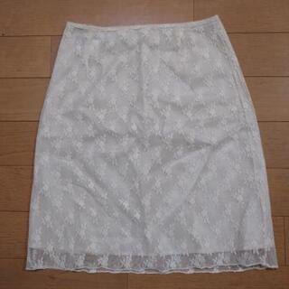 【新品】スカート 白レースの画像
