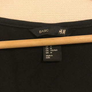 H &M Tシャツの画像