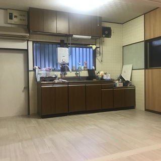 🉐初期費用少🉐津市　４LDK　リノベーション戸建て　借家　駐車場３台可能 − 三重県