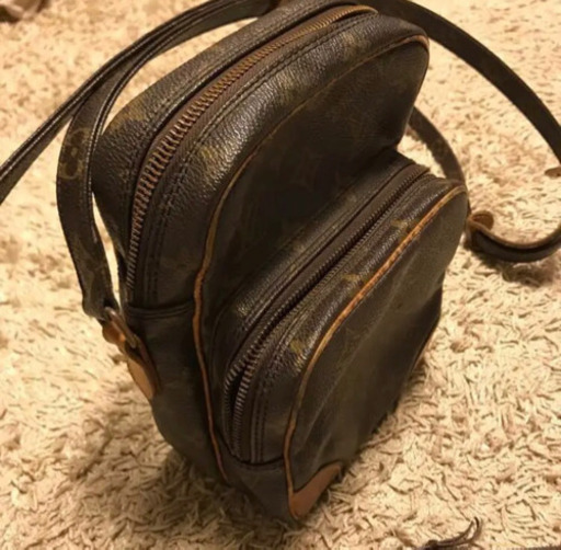 ルイヴィトン ショルダーバック アマゾン