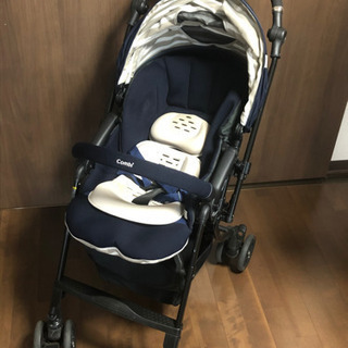 Combi ベビーカー　メチャカル　オート4キャス　compac...