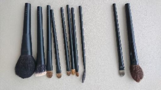 全品大幅値下げ中★6月14日まで値下げ開始★ＴＨＲＥＥメイクブラシ