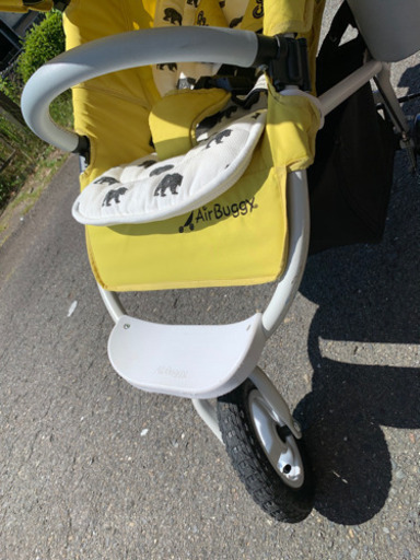 エアバギーココ　ブレーキタイプ　イエロー×ホワイト