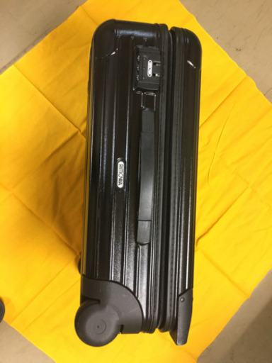 RIMOWA SALSAリモワ　サルサ　機内持ち込みサイズ　２WHEEL W40 XH55 XD19.5　２.9ＫＧ