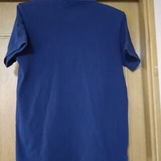 セント.ジョン　ポロシャツ　古着　Lサイズ身丈約68Ｘ幅約50cm 左袖に刺繍 20年以上前でも襟首　袖などシミ汚れ無しの画像