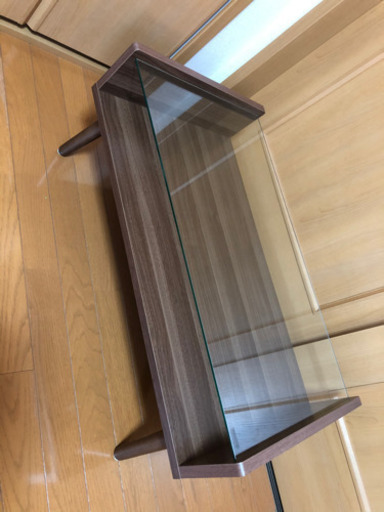 ガラステーブル