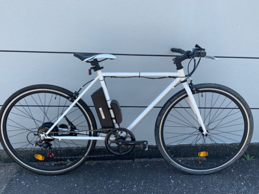 メーカー試作品　電動アシストスポーツバイク　定価十万超　大容量バッテリー　白　未使用保管品 デリバリー　Uber