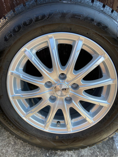 エルグランドe51スタッドレスタイヤホイールセット
