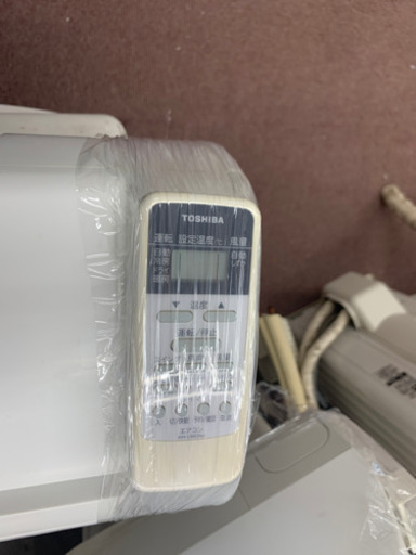 ?エアコン入荷しました！TOSHIBA エアコン　10畳用　2014年　標準取付工事込　RAS-281G