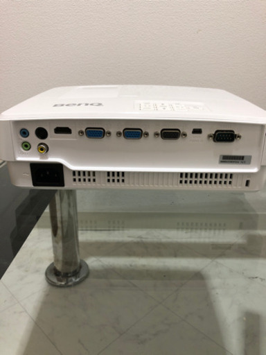 プロジェクター BENQ ほぼ新品状態です