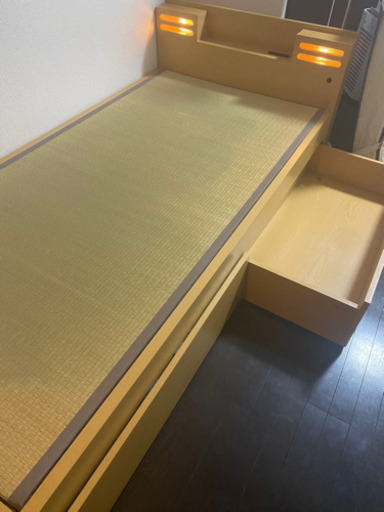 ベッド シングル 収納 ライト 2口コンセント付き