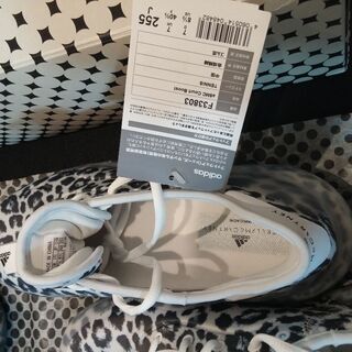 ステラマッカートニーアディダスコラボ限定の画像