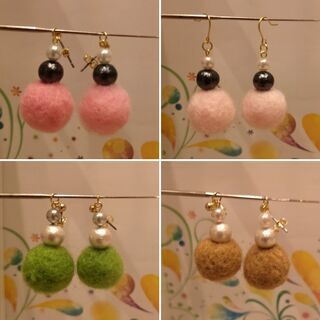 羊毛フェルト　ピアス