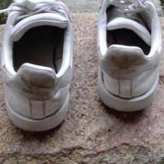 中古 スニーカー 23cm アディダス adidas の画像