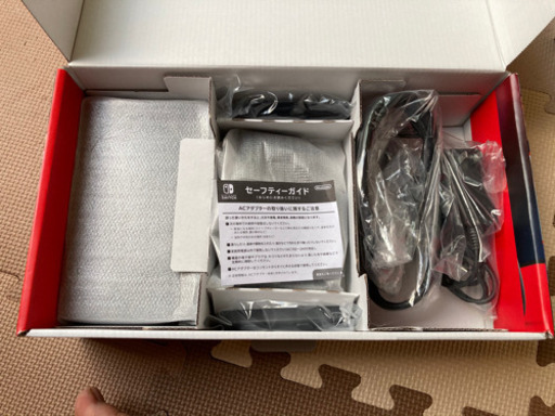 ★新品同様　超美品　Nintendo Switch ニンテンドースイッチ本体 ネオンブルー ネオンレッド Switch本体 新型