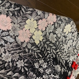 犬用チャイナ服　シルク　正絹　オーダーメイド　赤の紐　の画像