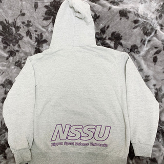 フーディパーカーの画像